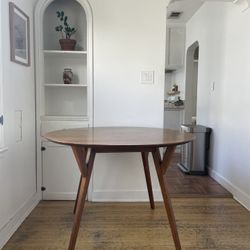 West Elm Mid-Century Round Dining Table