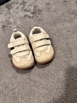 Toddler Shoes - Flexible And Roomy Size 7 