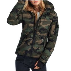 SAM. Freestyle Women’s Puffer Jacket Camo Sz M