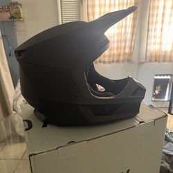 Fox motocross helmet matte black large