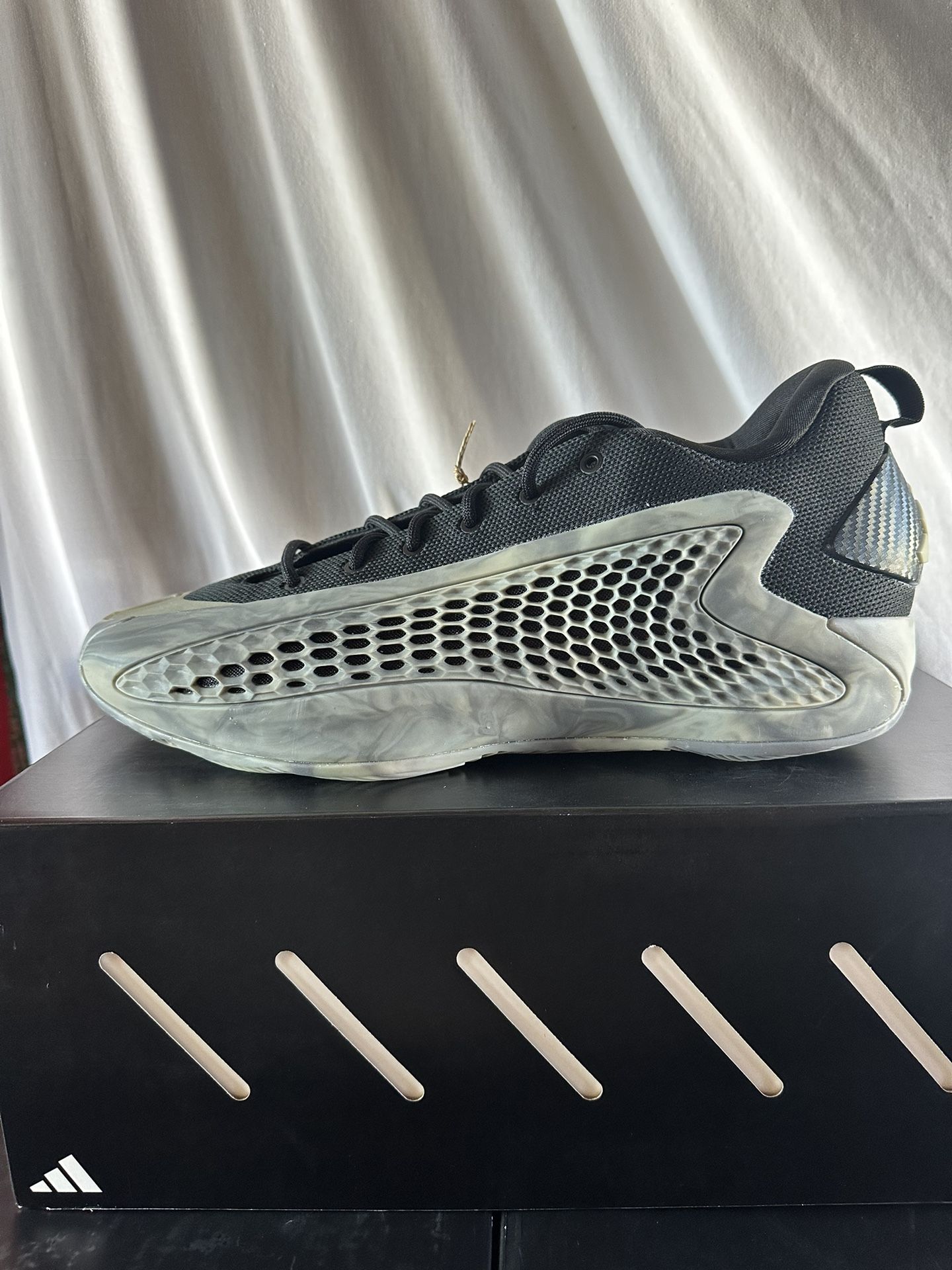 Adidas Anthony Edwards AE1 Low Mx Grey Mens Size 10.5  & Accessories