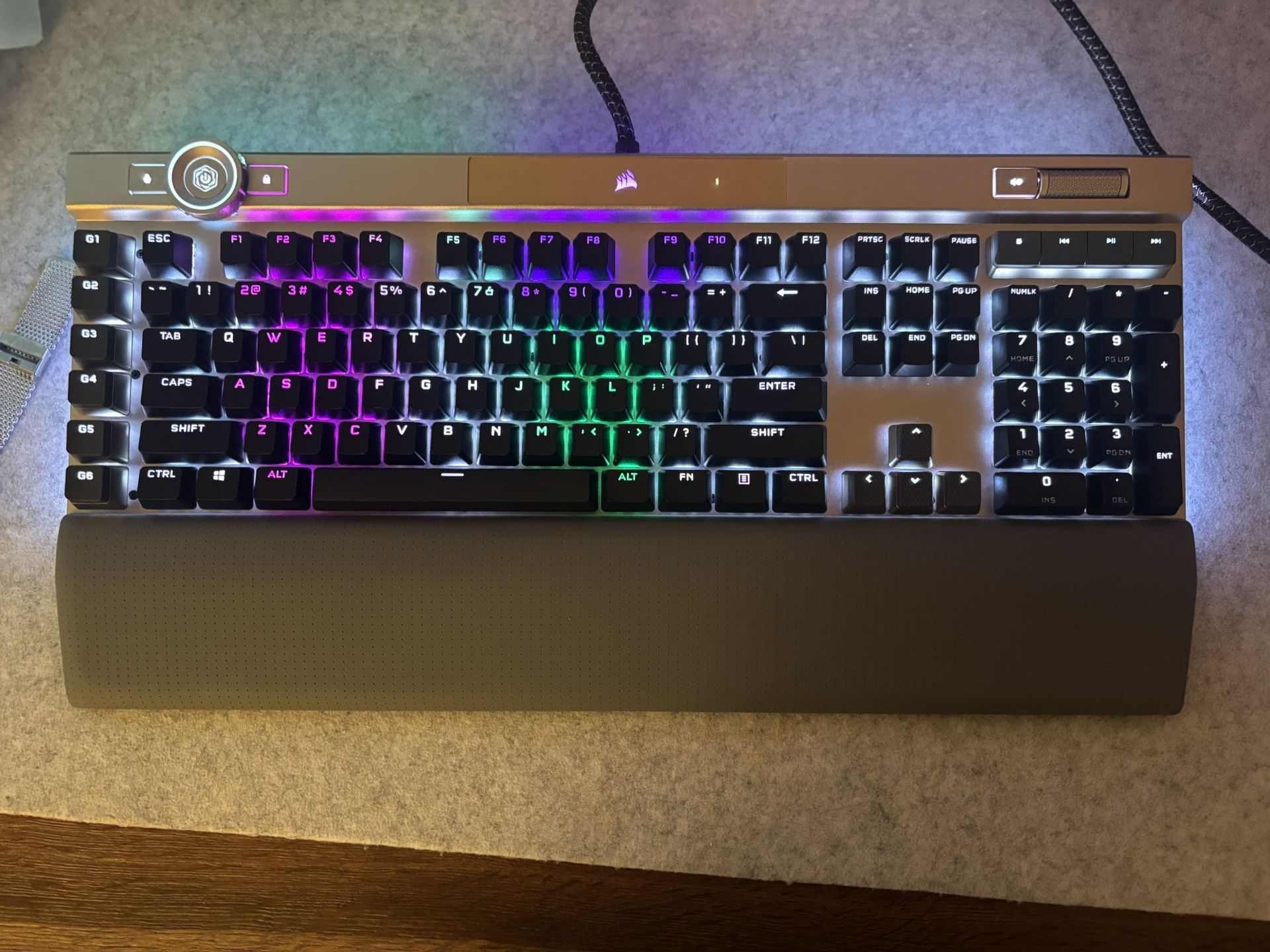 Corsair K100 Keyboard GOLD