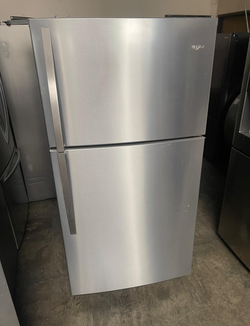 Whirlpool Top Freezer Fridge – Stainless, Ice Maker