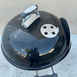 Weber Kettle Charcoal Grill 22 Inch