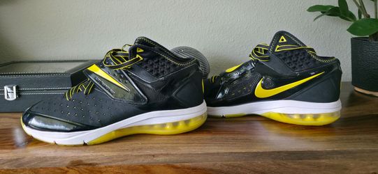 Ultra Rare Player Exclusive Oregon Megatron Trainers SIZE 12.5