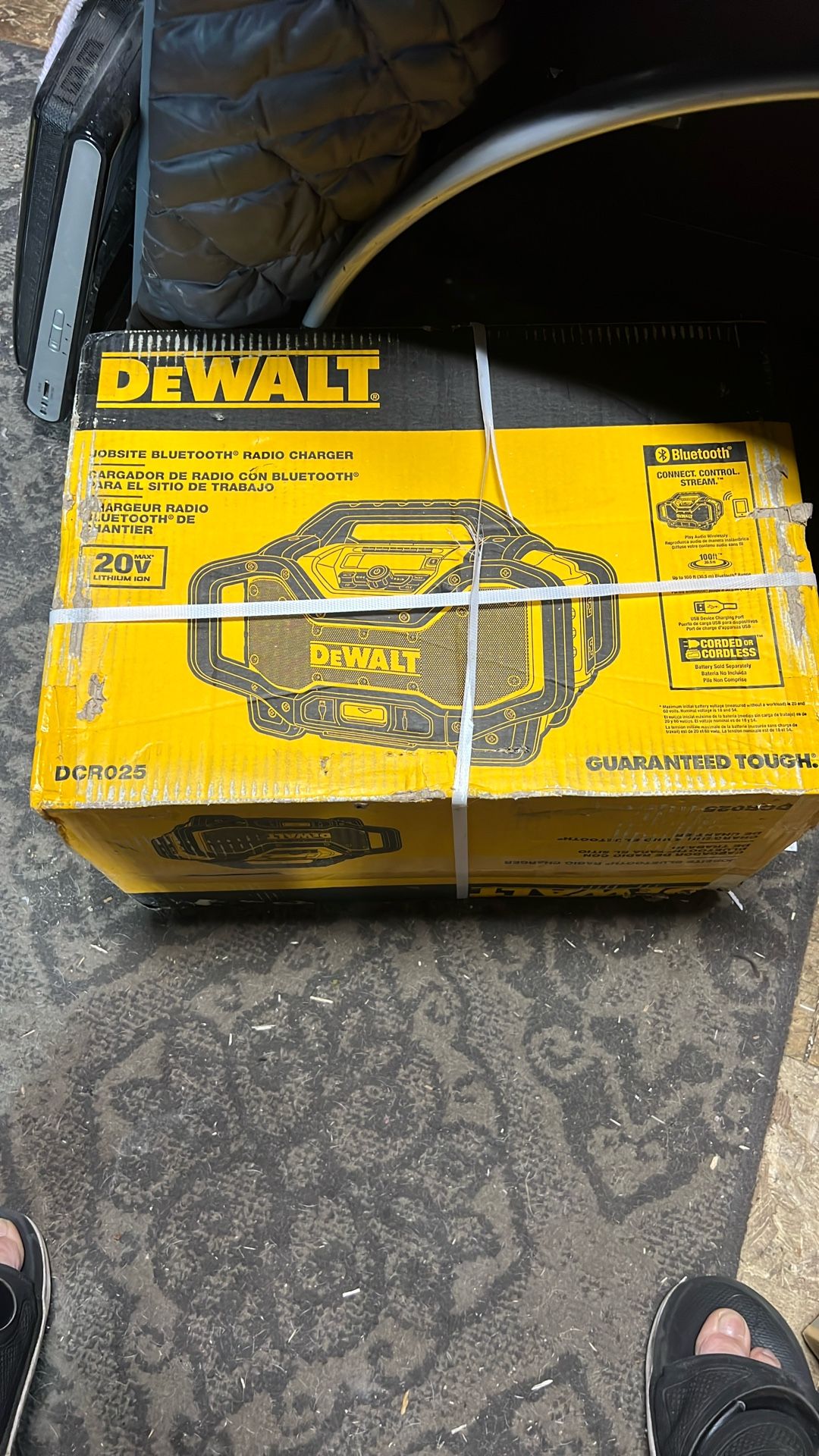 Dewalt Job Site Bluetooth Radio