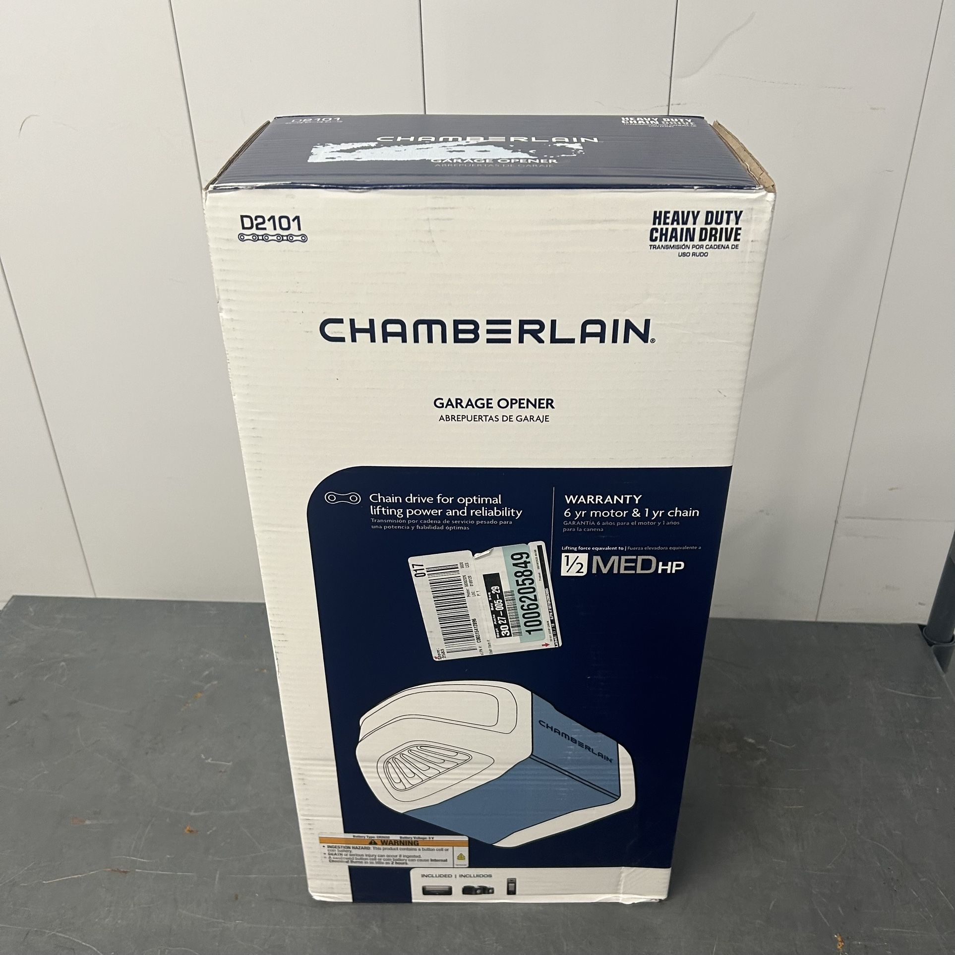 Chamberlain 1/2 HP Heavy-Duty Chain Drive Garage Door Opener Brand NEW