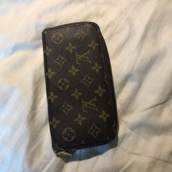 LV replica