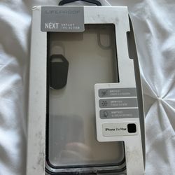 iphone xs max lifeproof case 