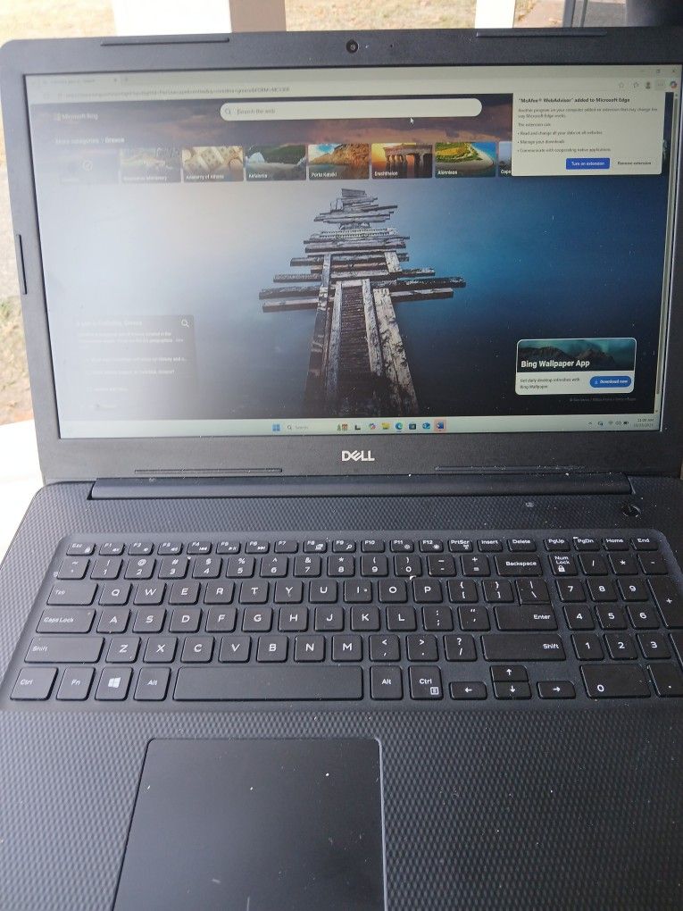 Dell Windows 11  Laptop