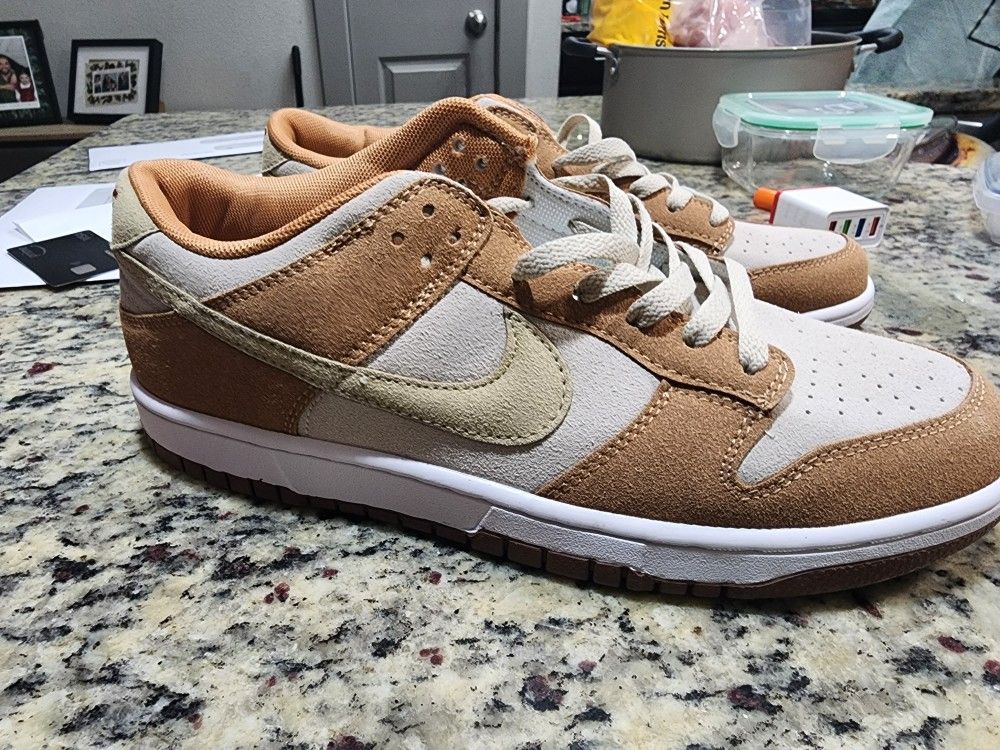 Nike Medium Curry Shoes