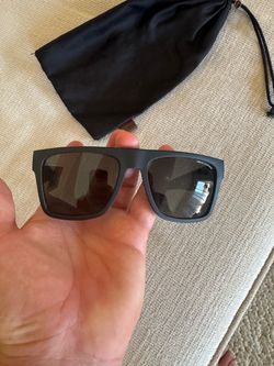 Super Stylish Armani Exchange Authentic Sunglasses Mens or ladies Polarized