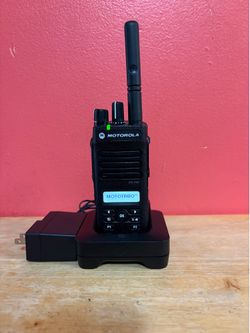 Motorola XPR3500 UHF two way radio