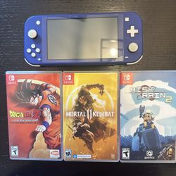 NINTENDO SWITCH LIGHT WITH 3 Games