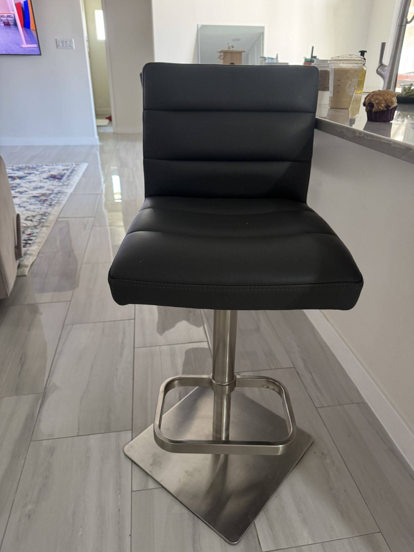 4 Bar Stool Chairs