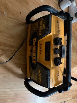Dewalt radio /battery pack charger 120 obo