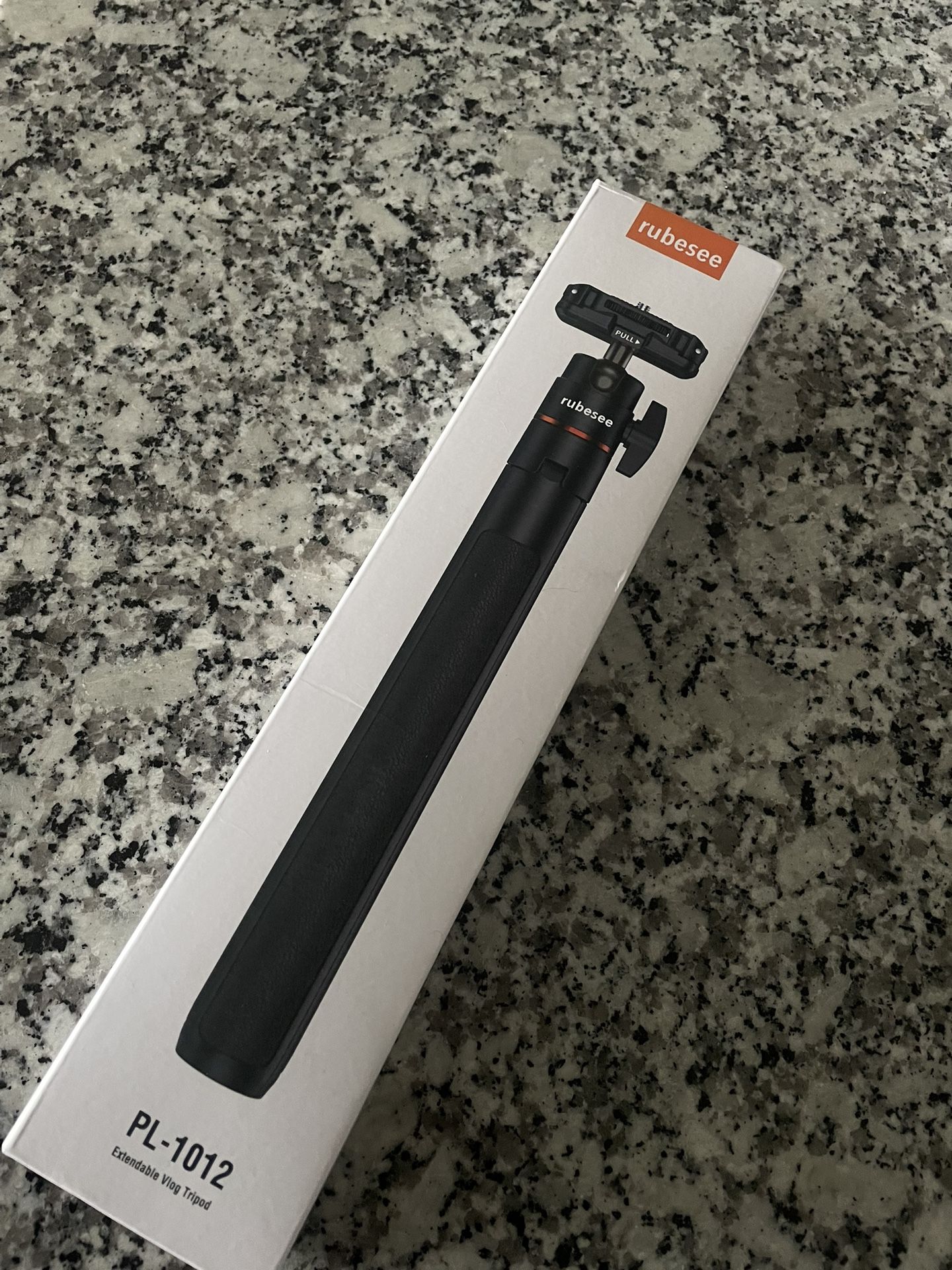 Extendable Vlog Tripod