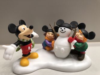 Mickey Builds a Snowman North Pole Series Dept 56