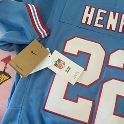Derrick Henry Jersey - Medium Brand New