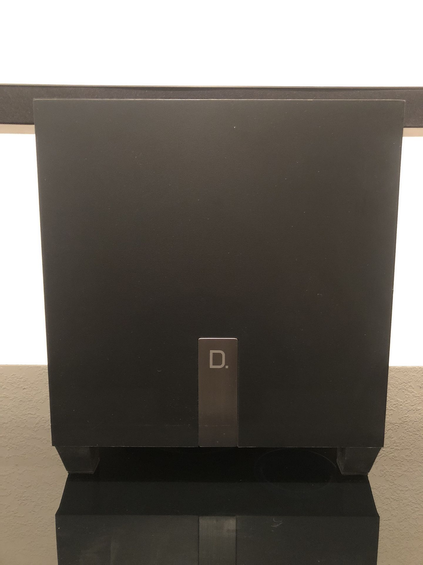 Definitive Technology - W Studio Micro 3.1-Channel Soundbar with 8" Wireless Subwoofer