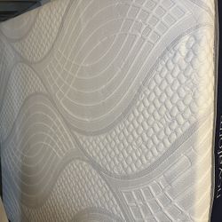 Cal King mattress