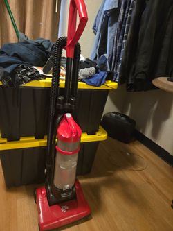 Dirt devil vacuum