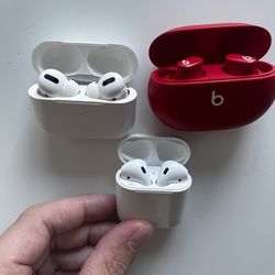 Earbuds