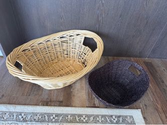 Set of 2 Woven Wicker Baskets