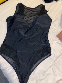 Forever 21 Black One Piece Swimsuit *broken zipper* (size 2x)