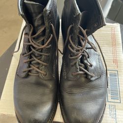 Black Red Wings 