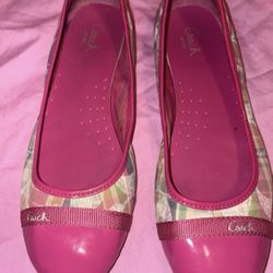 Coach pink patent leather flats size 9