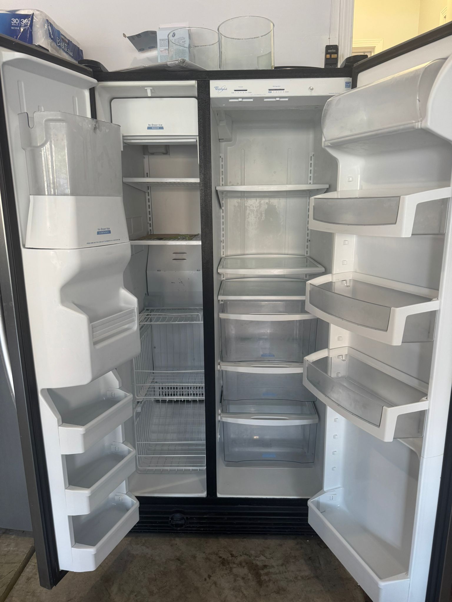 Whirlpool Refrigerator 