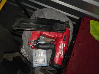 Milwaukee fuel nail gun