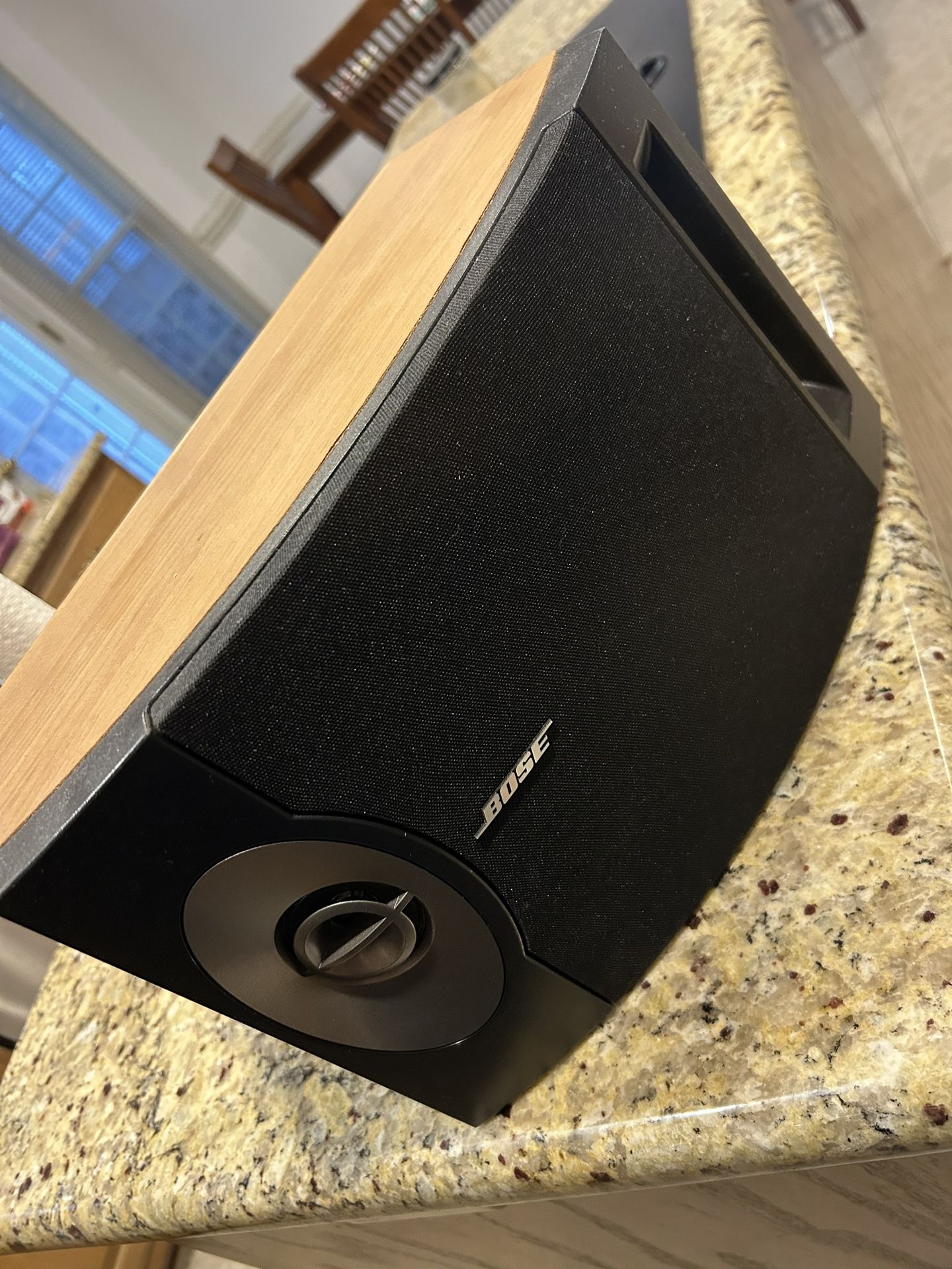 Bose 201 V Series Speaker Pair Oak