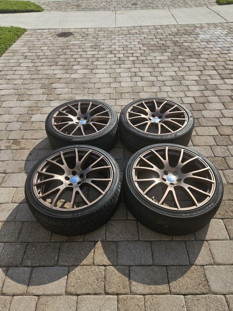 22" SRT WHEELS AND TIRES