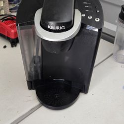 Keurig K-Classic Single Serve K-Cup Pod Coffee Maker, Black