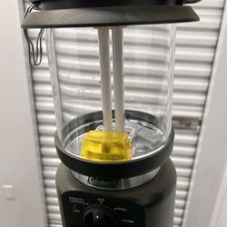 Coleman fluorescent light camping lanterns battery operated