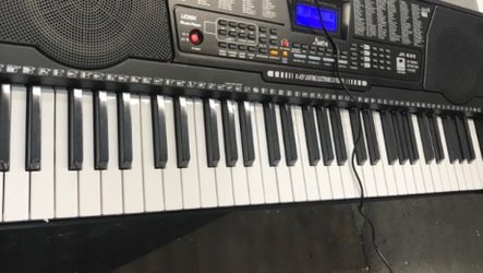 Portable-Electronic-Keyboard-Piano