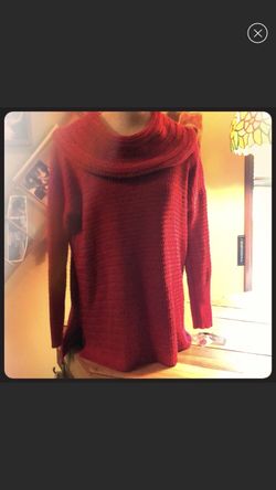 Red knitted tunic sweater