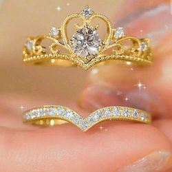 2pcs Ring Set For Women
Luxury Crown Cubic Zirconia Rings size 8