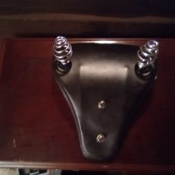Brand New Bobber Seat Paid 200$ 