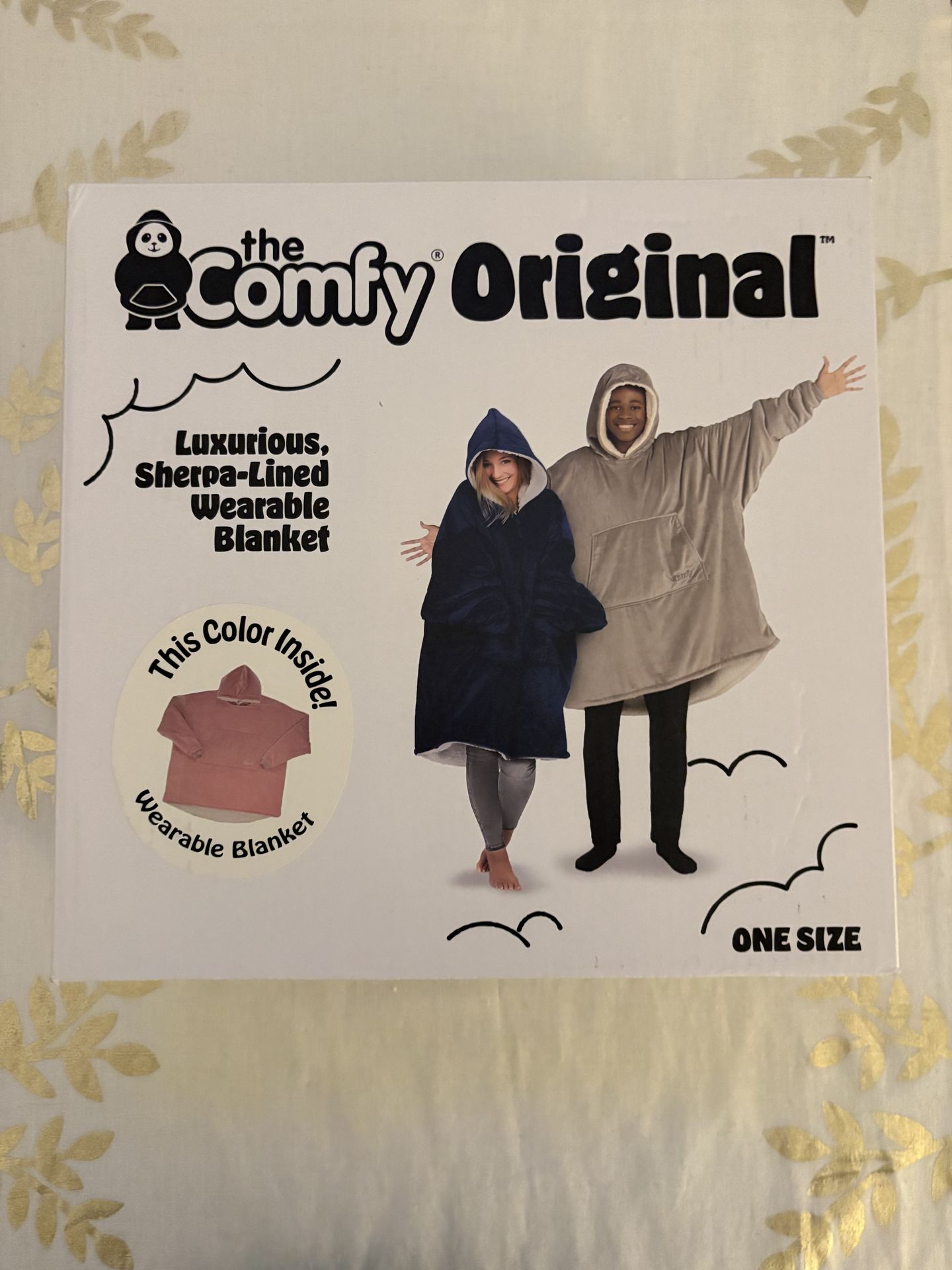 The Comfy Wearable Blanket NEW