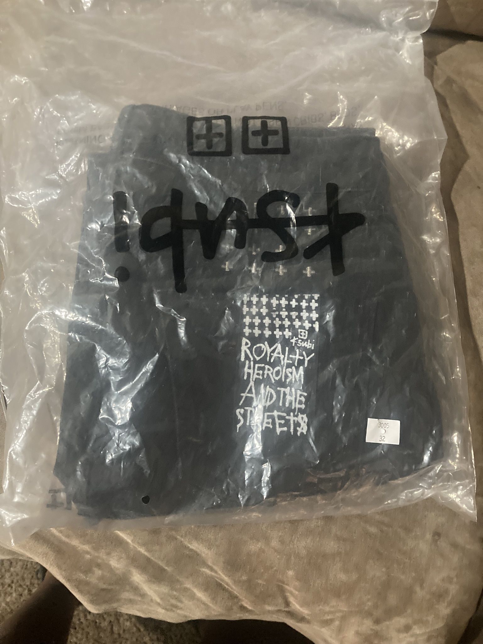 Black Size 32 Ksubis