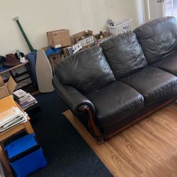 Black Leather Couch 