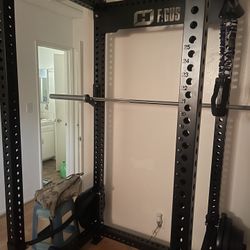 3x3 Squat Rack Cage With 330 Pound Olympic Weights And Rogue Barbell 
