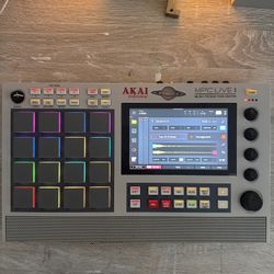 AKAI MPC Live 2 ( Retro Edition)