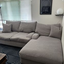 Couch with Chaise 