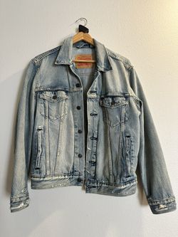 Mens Levi’s Jacket (small)