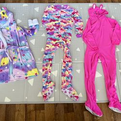 Girls’ Onesie Pajamas, robes | 11-12 yo 