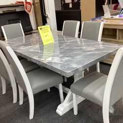 7 Pc Dinning Table $899.99